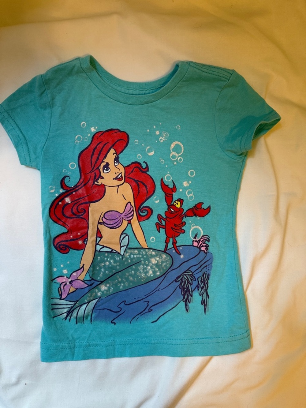 Disney Little Mermaid Ariel & Sebastian Tee in Aqua and Red size 2/3